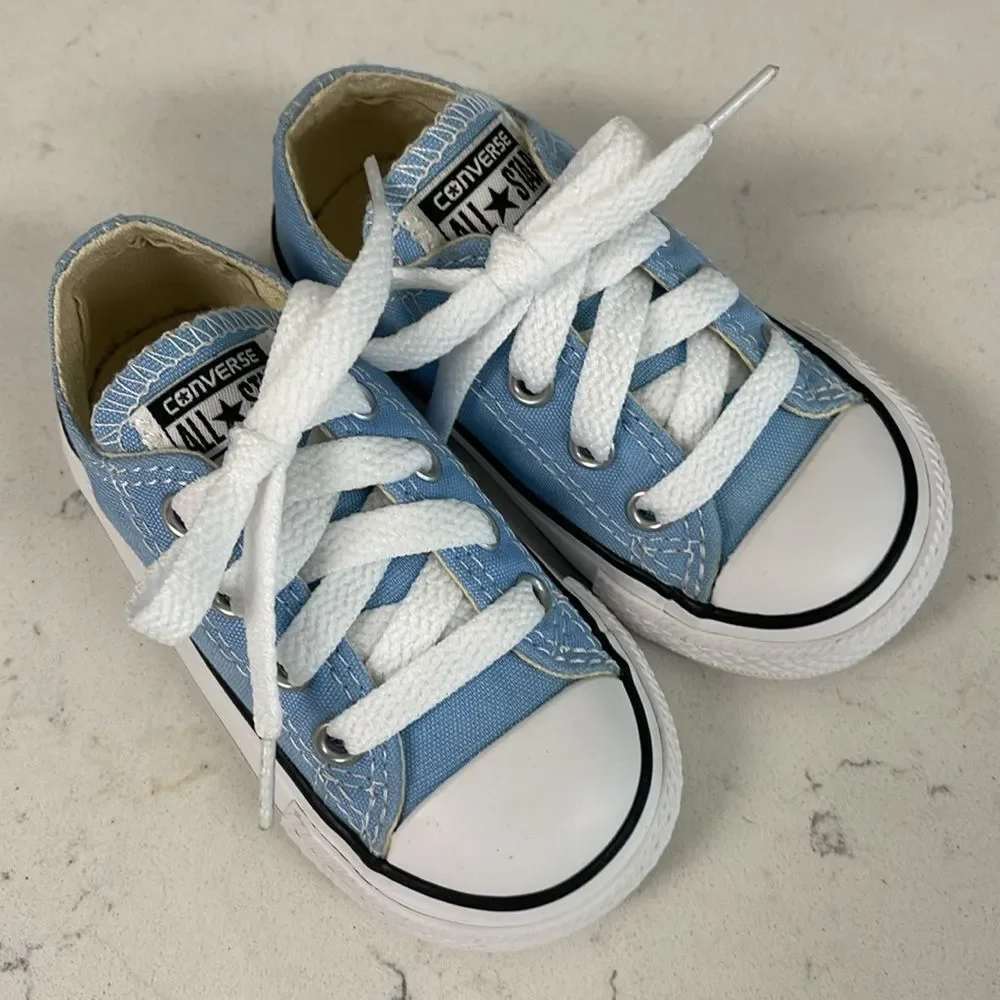 Converse Chuck Taylor All Star Lo Sneaker - Light Blue- Size 5